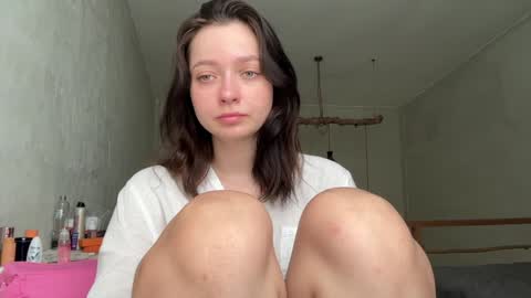 Snapshot of pileacadieri__ chatting on January 25, 2025, 2:26 am Trisha online show from January 25, 2025, 2:26 am