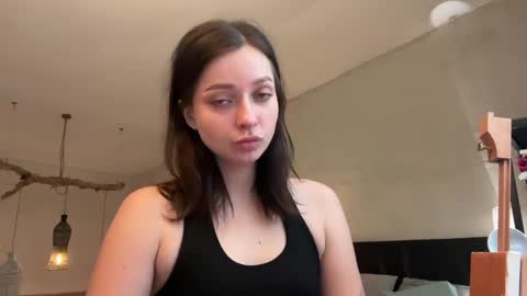 Snapshot of pileacadieri__ chatting on February 3, 2025, 10:14 am Trisha online show from February 3, 2025, 10:14 am