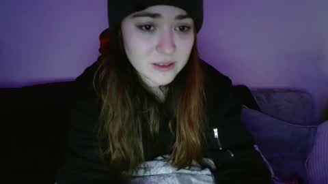 PilloGoddess online show from February 10, 2025, 8:53 am