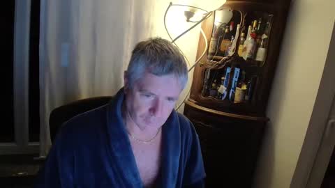 Snapshot of piloontje chatting on November 28, 2025, 5:54 am piloontje online show from November 28, 2025, 5:54 am