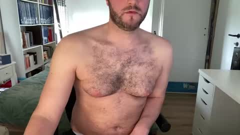 pilou online show from March 25, 2026, 12:22 pm