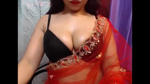 Sayra online show from May 2, 2026, 7:08 pm
