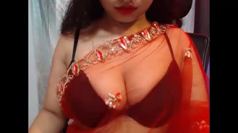 Sayra online show from May 4, 2026, 6:59 pm