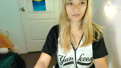 pinay beauty14 online show from February 24, 2025, 10:36 pm