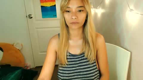 pinay beauty14 online show from February 28, 2025, 9:33 pm