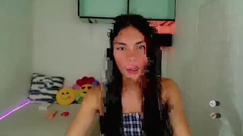 Snapshot of pinay_blezy69 chatting on February 25, 2026, 1:37 am Blezy online show from February 25, 2026, 1:37 am