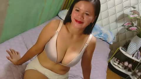 Snapshot of pinay_flor chatting on April 22, 2026, 2:25 am IM FLOR online show from April 22, 2026, 2:25 am