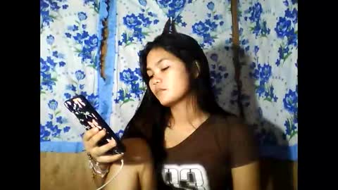 Snapshot of pinay_just18th chatting on April 28, 2026, 1:04 am pinay_just18th online show from April 28, 2026, 1:04 am