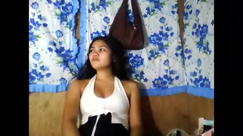 Snapshot of pinay_just18th chatting on May 14, 2026, 9:54 pm pinay_just18th online show from May 14, 2026, 9:54 pm
