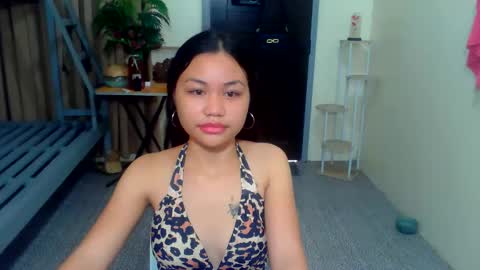 Snapshot of pinay_rosee chatting on May 26, 2026, 11:01 pm pinay_rosee online show from May 26, 2026, 11:01 pm