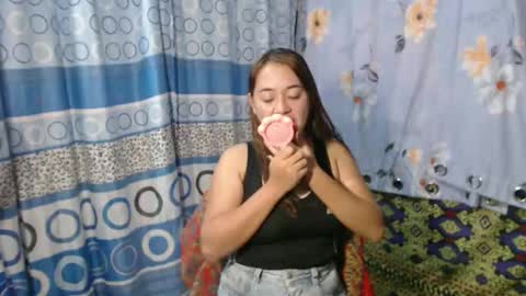 Snapshot of pinay_singlemomxs chatting on January 17, 2026, 4:28 am pinay_singlemomxs online show from January 17, 2026, 4:28 am