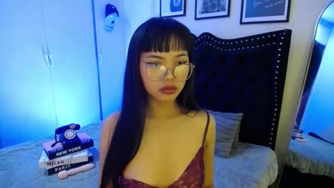 dee online show from November 18, 2025, 7:13 am