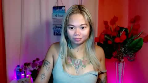 Snapshot of pinay_sweetlenatashaxx chatting on October 23, 2025, 5:33 pm call me natasha online show from October 23, 2025, 5:33 pm