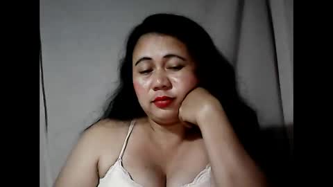 pinaymama12345 online show from March 8, 2025, 1:47 pm