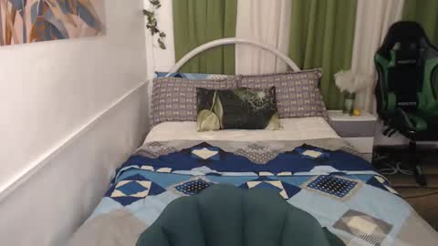 PnayMistress1983 online show from March 14, 2026, 4:40 am