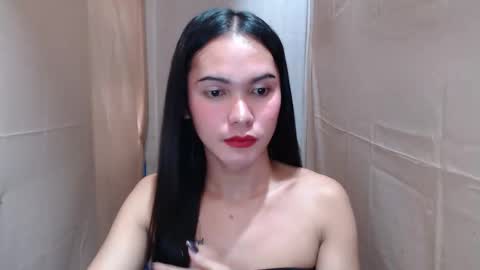 Snapshot of pinaysweatwetlover69 chatting on September 29, 2025, 2:49 am celistina Crwford online show from September 29, 2025, 2:49 am