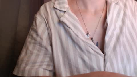       online show from November 18, 2025, 6:51 am