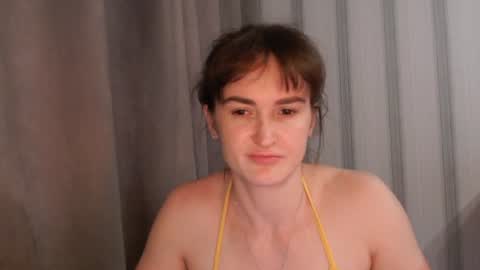 Snapshot of pineapple__mood chatting on July 11, 2026, 10:07 am online show from July 11, 2026, 10:07 am