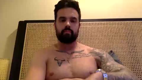pineappleicecock online show from September 16, 2025, 6:20 pm