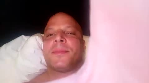 Snapshot of pineapplemarco chatting on March 18, 2026, 9:40 pm pineapplemarco online show from March 18, 2026, 9:40 pm