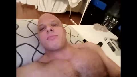 Snapshot of pineapplemarco chatting on April 8, 2026, 11:05 pm pineapplemarco online show from April 8, 2026, 11:05 pm
