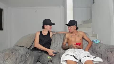 pingrose1 online show from January 17, 2026, 9:51 pm