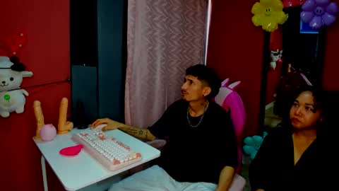 pink_lilit online show from May 26, 2026, 1:40 pm