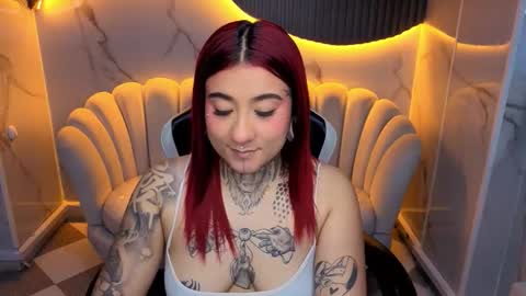 pink_tattoo_b online show from November 28, 2025, 7:49 pm