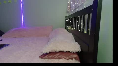 pink_tv online show from September 25, 2025, 12:47 am