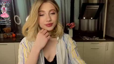 Adele online show from February 11, 2025, 11:21 am