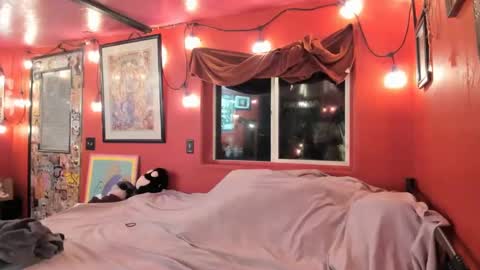 Virginity smiles online show from January 24, 2025, 10:11 am