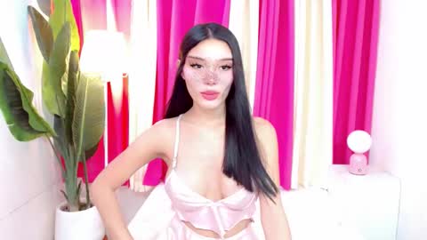 Snapshot of pinkishdoll chatting on March 26, 2026, 8:53 am Kyline online show from March 26, 2026, 8:53 am