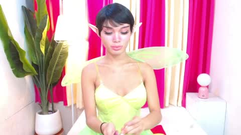 Snapshot of pinkishdoll chatting on March 29, 2026, 2:33 am Kyline online show from March 29, 2026, 2:33 am