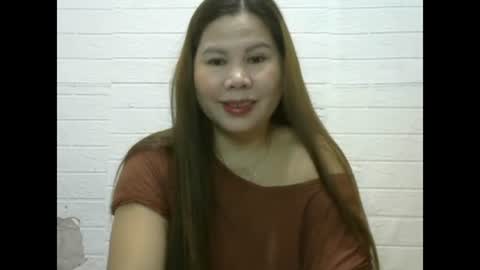 pinkishpusiemom18 online show from February 17, 2025, 9:30 pm