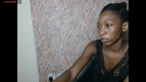 pinknjuicyx online show from December 21, 2024, 8:21 pm