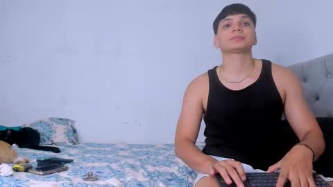 Snapshot of pinksmile_1 chatting on September 30, 2025, 10:59 pm pinksmile_1 online show from September 30, 2025, 10:59 pm