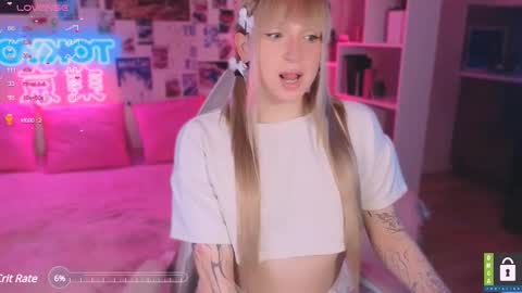 pinkvenom_ online show from March 1, 2025, 3:49 pm