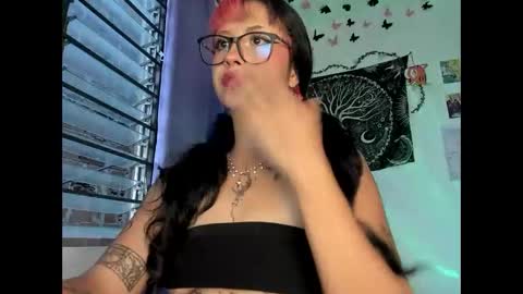 pinky_promiseex online show from June 1, 2026, 11:06 pm