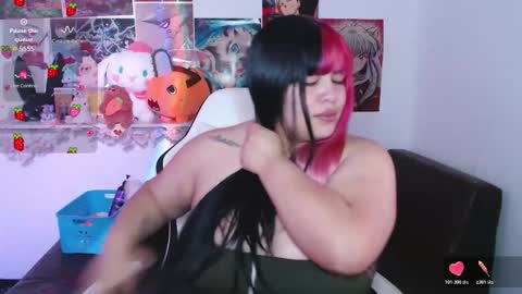 Snapshot of pinky_sexxx chatting on November 9, 2025, 3:10 pm Pau online show from November 9, 2025, 3:10 pm