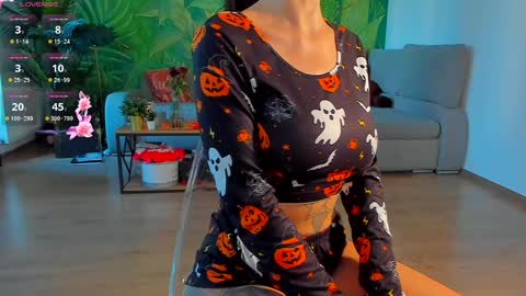 Pinkyishere online show from October 30, 2025, 1:34 pm