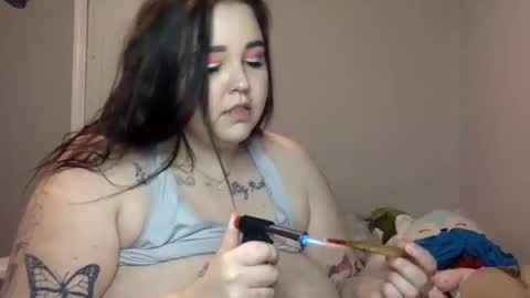 pinkypie2000 online show from November 7, 2025, 4:01 am