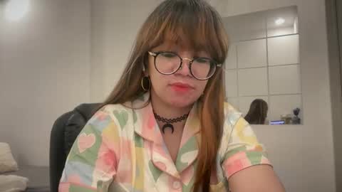 Rose online show from April 26, 2026, 5:05 am