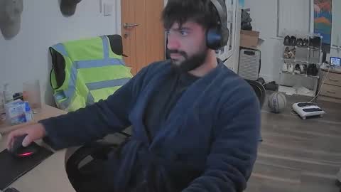 Snapshot of pinocicock chatting on January 26, 2025, 6:37 pm Yash online show from January 26, 2025, 6:37 pm