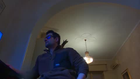robi online show from March 11, 2025, 3:34 pm