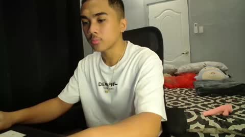 Adrianne online show from October 4, 2025, 1:25 am