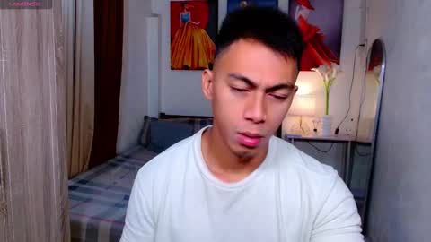 ethan online show from February 5, 2025, 4:27 am