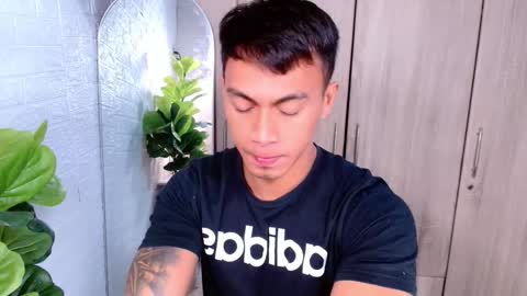 ethan online show from November 15, 2025, 7:38 am