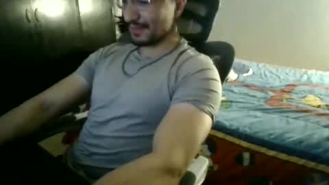 piojitow07 online show from April 29, 2026, 2:48 am