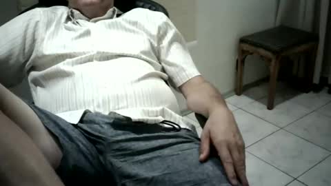 piovesanes online show from February 4, 2025, 2:07 am