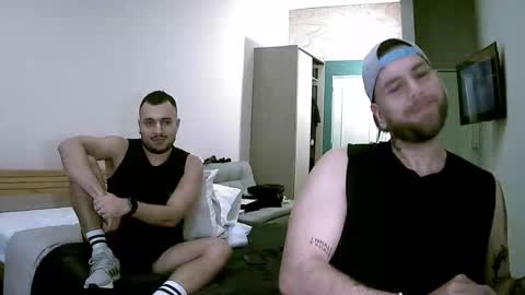 Snapshot of pipe1203 chatting on November 21, 2025, 9:24 pm pipe1203 online show from November 21, 2025, 9:24 pm